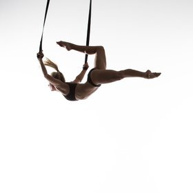 Female straps 5 — figure reference